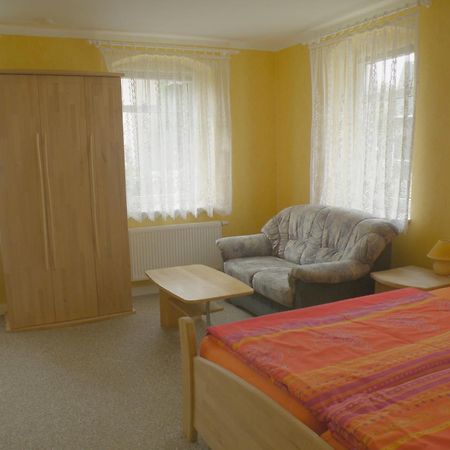 Am Lindenbaum Bed and Breakfast Sebnitz Rum bild